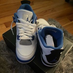 Jordan 4 Motorsport